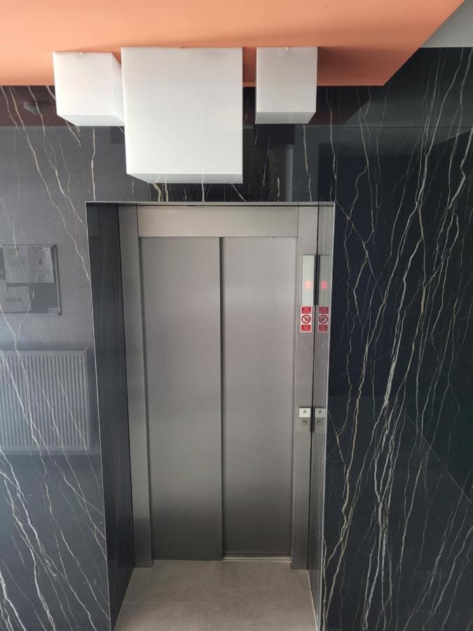 New Apartment In Karlin, Praha 8, Close To Center 외부 사진