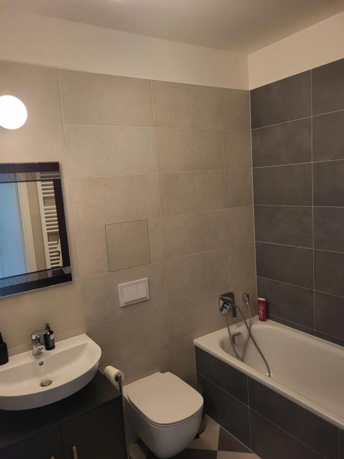New Apartment In Karlin, Praha 8, Close To Center 외부 사진